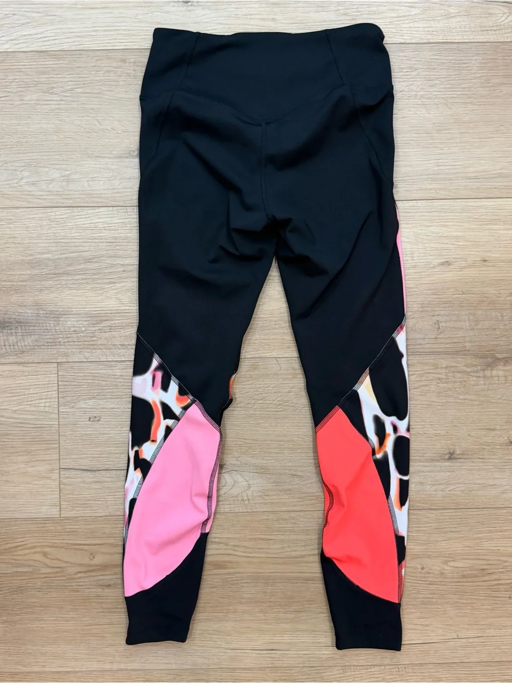 Under Armour Rush Celliant Infrared Leggings Medium Colorblock Print - Excellent